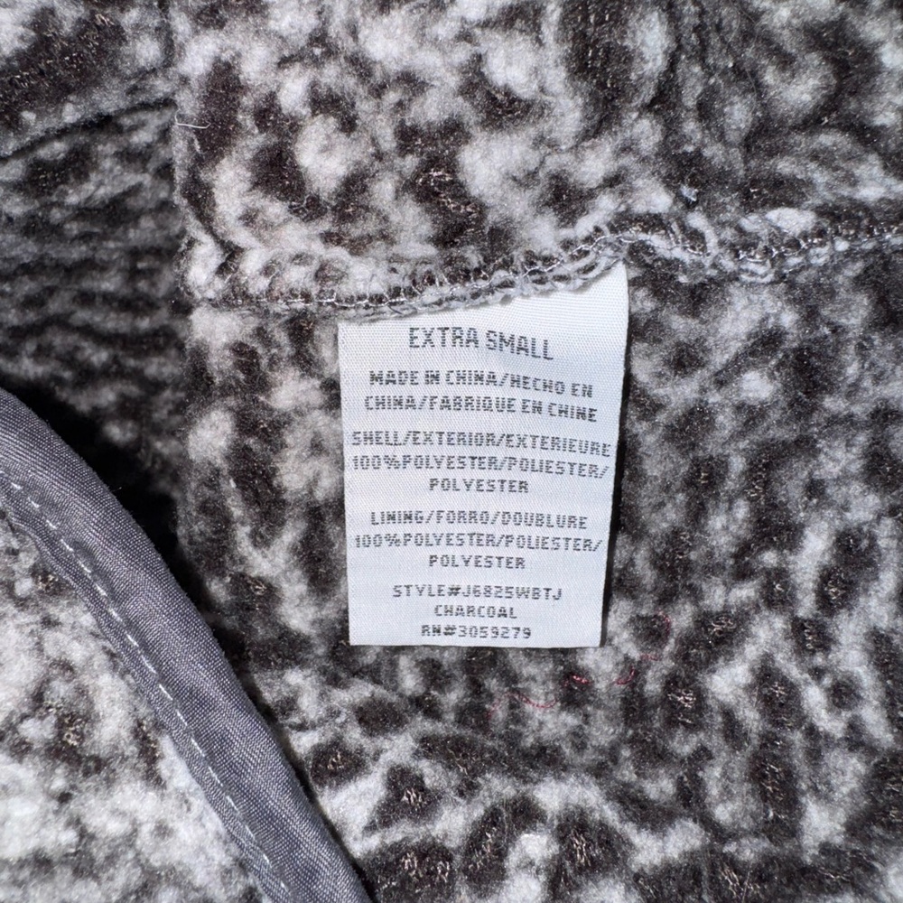 Thread & Supply Textured Zip-Up Sweater - Picture 4 of 4